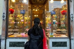 Mexico City: Walk & Eat through Mexican Gastronomy History