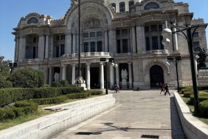 Mexico City: Walking Tour of the Historic Center 'El paso de la CDMX'