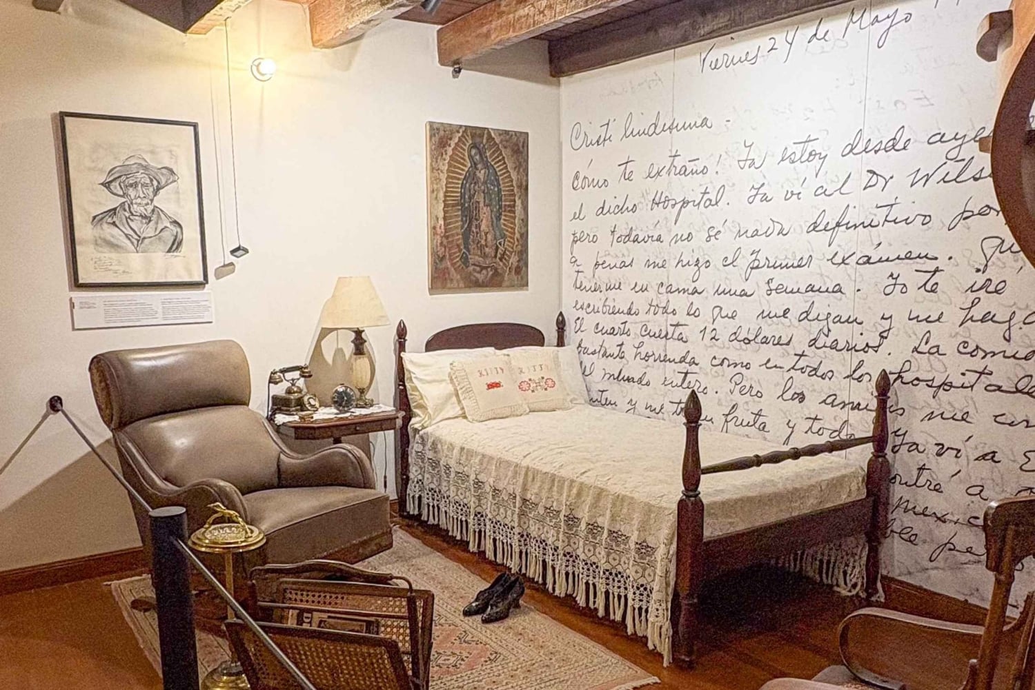 Mexico City: Xochimilco, Coyoacan & Frida Kahlo Private Tour