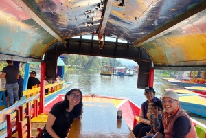 México: Coyoacán y Xochimilco: Autobús VW, Barco y Brunch - Familia