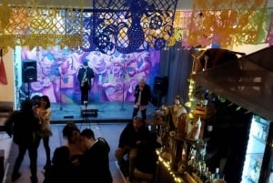 THE MEXICO CITY PUB CRAWL: A real chilango night