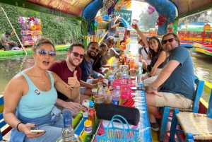 Ciudad de México: Tour en barco por Xochimilco con comida y bebida