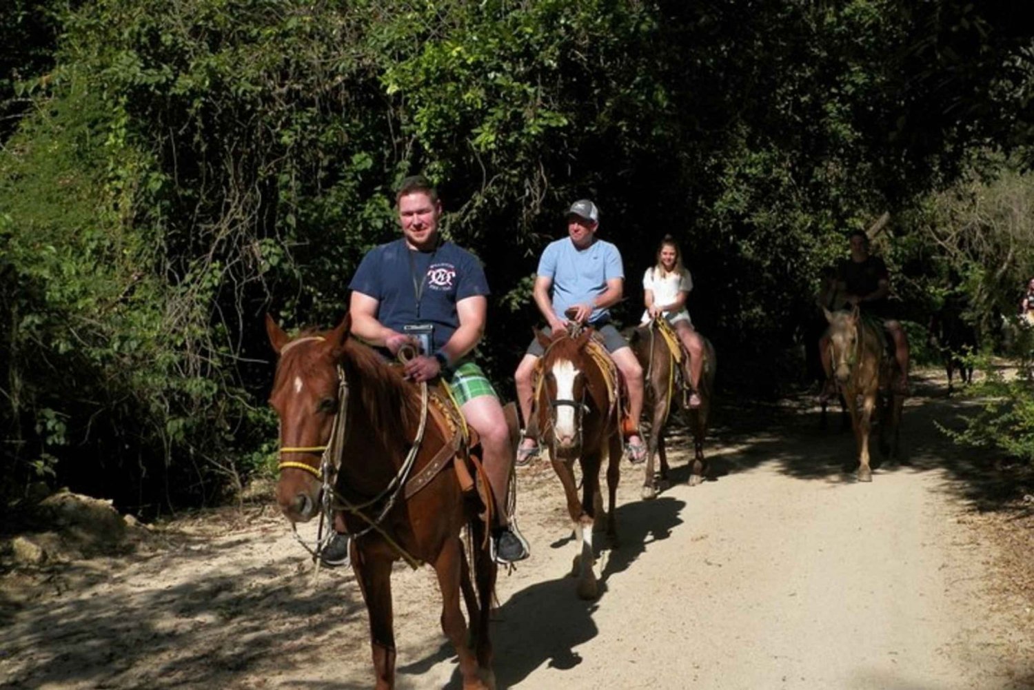 Mismaloya Jalisco: Paseo a Caballo por Rancho Manolo