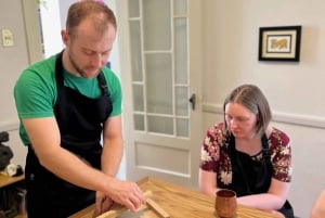 Muchos moles: Clase de cocina y festín de mole multivarietal