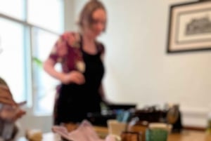 Muchos moles: Clase de cocina y festín de mole multivarietal