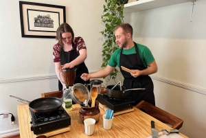 Muchos moles: Clase de cocina y festín de mole multivarietal