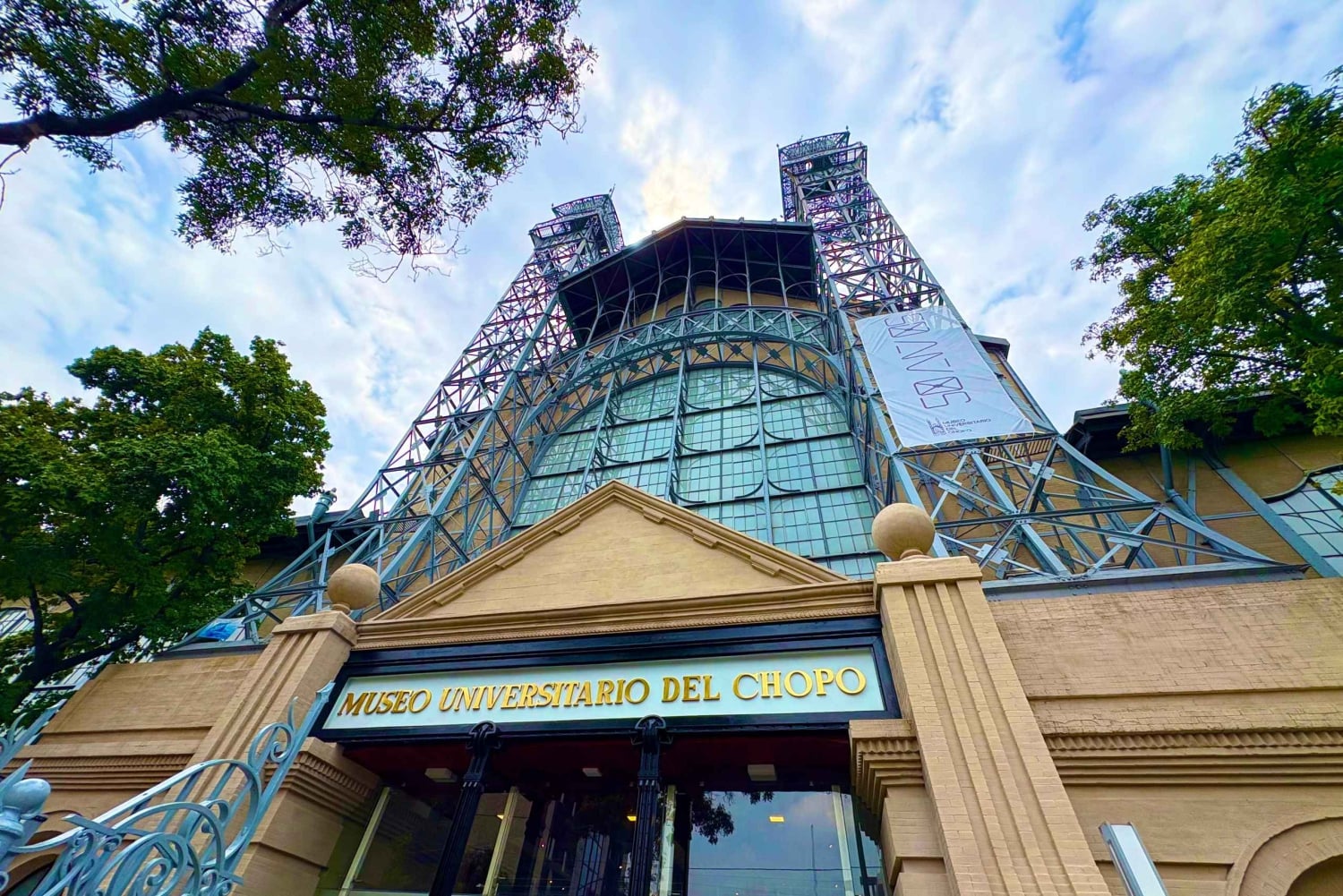 MX: Biblioteca Vasconcelos y barrio de Santa María la Ribera