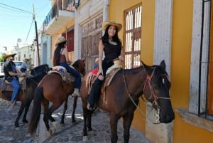 Guadalajara: Cabalgata por la Ruta del Tequila con Degustaciones