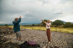From Mexico City: Teotihuacan Tour & Reino Animal For Kids