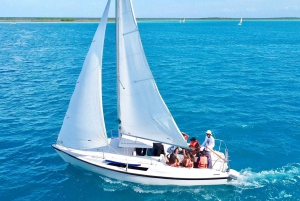 Sailing: Sailing Adventure in group in Bacalar