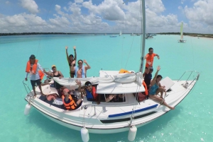 Sailing: Sailing Adventure in group in Bacalar