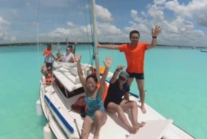 Sailing: Sailing Adventure in group in Bacalar