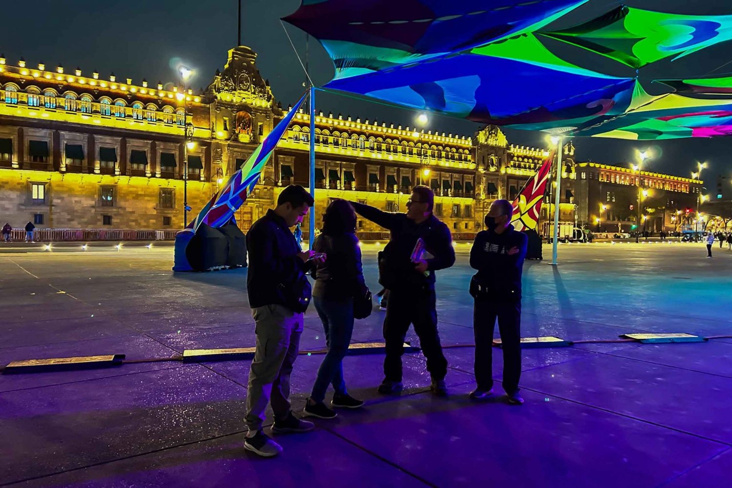 Night walking tour of Mexico City with an option to visit Torre Latino