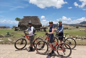 Oaxaca: Cascadas y Mangos 2 Días Excursión en Bicicleta