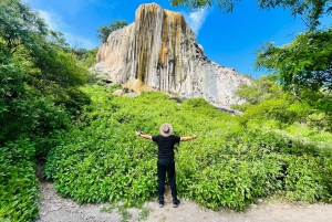 Oaxaca: Monte Albán, Hierve el agua, Mezcal y Teotitlán