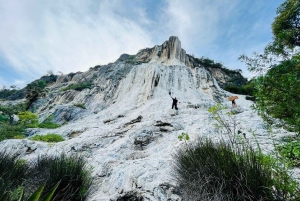 Oaxaca: Monte Albán, Hierve el agua, Mezcal y Teotitlán