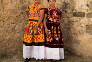 Oaxaca walking tour with a local photographer