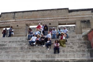 Un día todas las Pirámides de Oaxaca: Monte Albán, Mitla, Dainzú