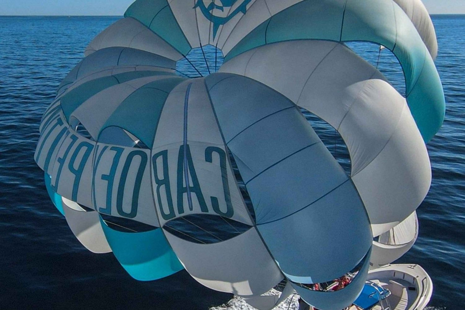 Aventura en Parasailing en Cabo San Lucas