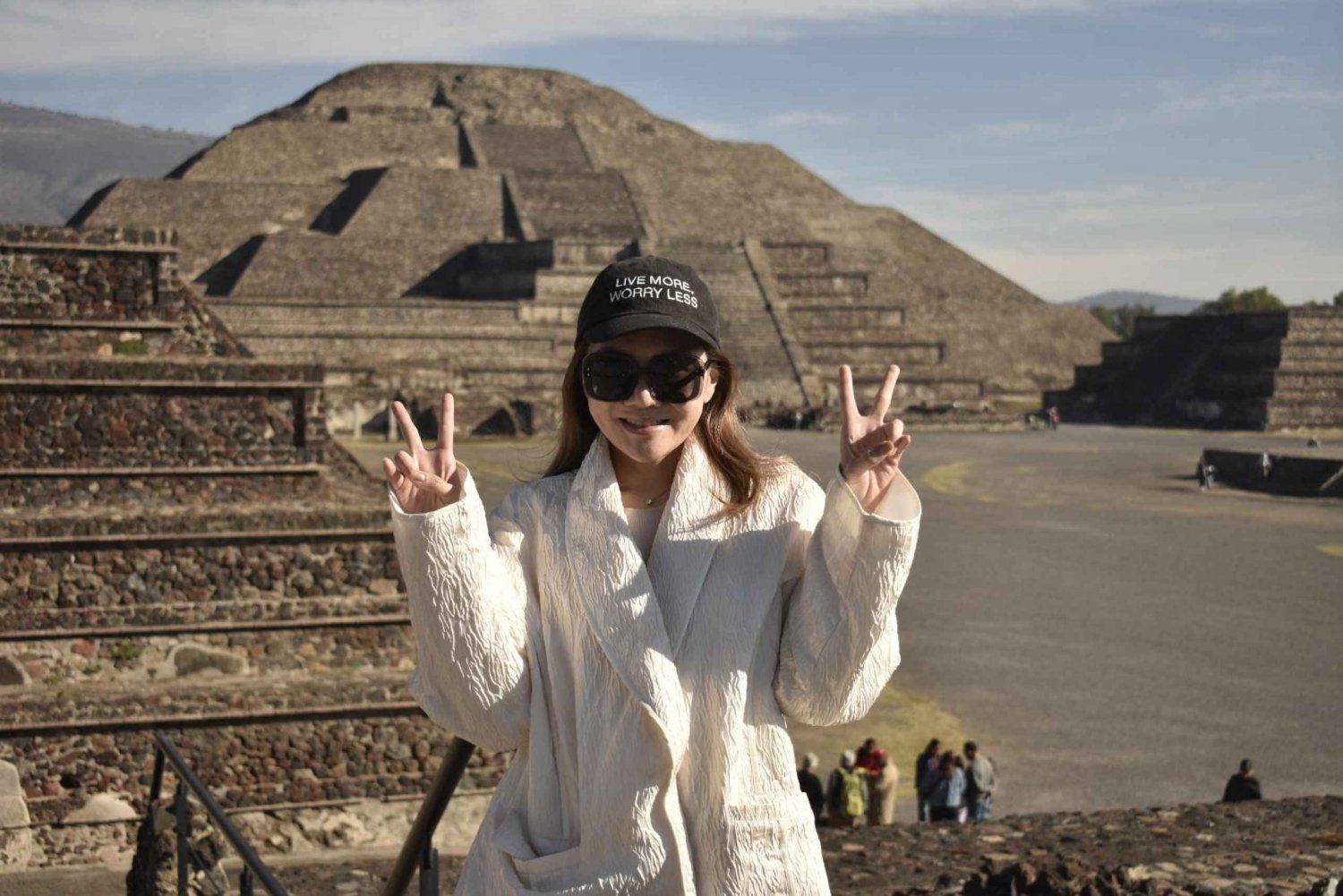 Teotihuacan Pyramids complete without shops or restaurants