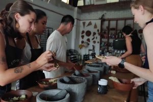 Prepara un Mole Oaxaqueño por una Cocinera Tradicional.