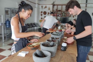 Prepara un Mole Oaxaqueño por una Cocinera Tradicional.