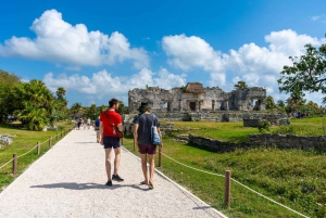 Tour Privado a Medida de las Ruinas Mayas de Cancún | Mayan Explorer