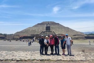 Private family tour to Teotihuacán from your accommodation