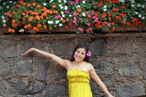 Private photo shoot in the heart of Coyoacán (1-3 people)