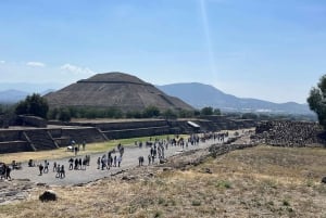 Private tour to Teotihuacan archaeological site from Mexico City.