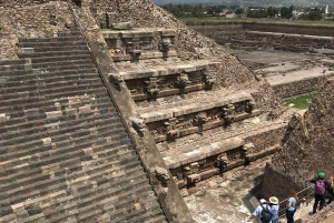 Tour Privado VIP Teotihuacán: Transporte+Guía local en inglés