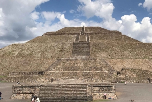Tour Privado VIP Teotihuacán: Transporte+Guía local en inglés