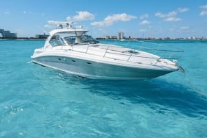 Private Yacht Charter in Cancun