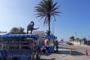 Progreso: stroll around town and savor the local cuisine