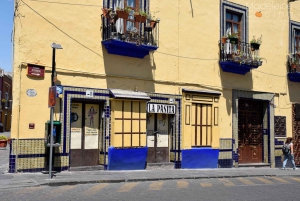 Puebla: Historic Bars and Canteens Night Tour