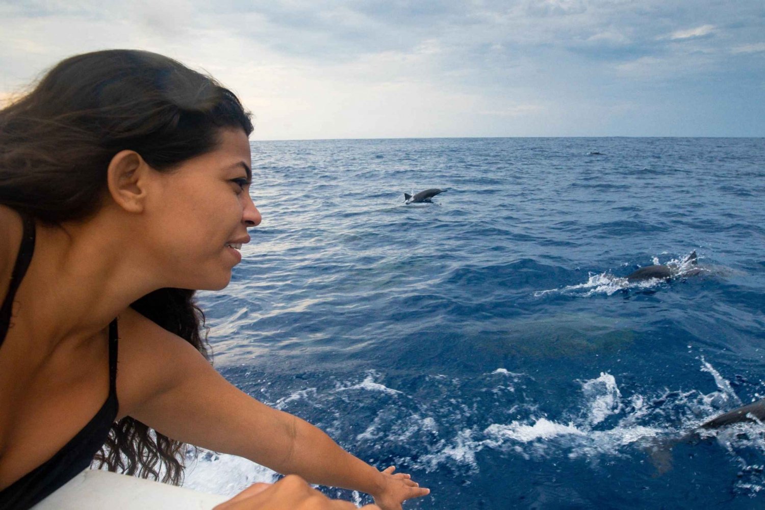 Puerto Escondido: Sunrise and Dolphin Watching Tour