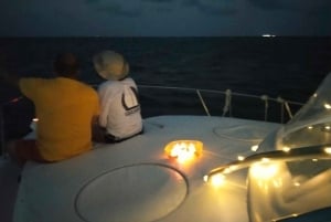 Puerto Morelos: Romantic yacht ride at sunset