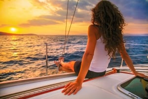 Puerto Vallarta: Bay of Banderas Luxury Sunset Sailing Tour