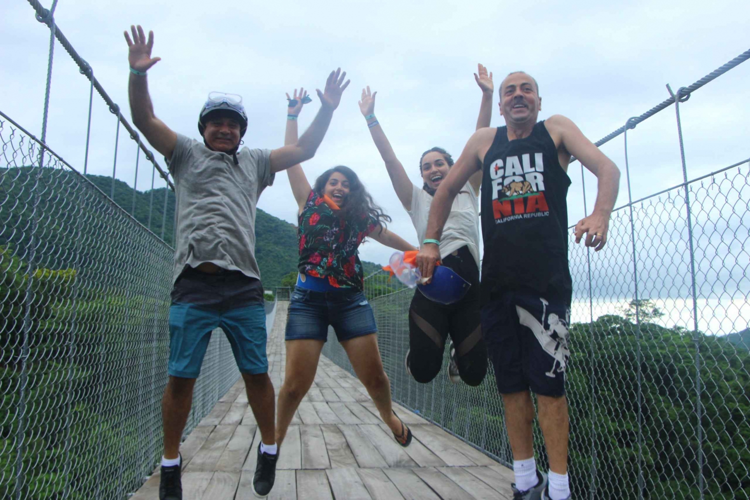 Puerto Vallarta: Jorullo Bridge and Waterfall RZR Tour