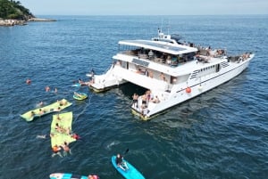 Puerto Vallarta: Crucero en Yate por las Cascadas de Yelapa Todo Incluido