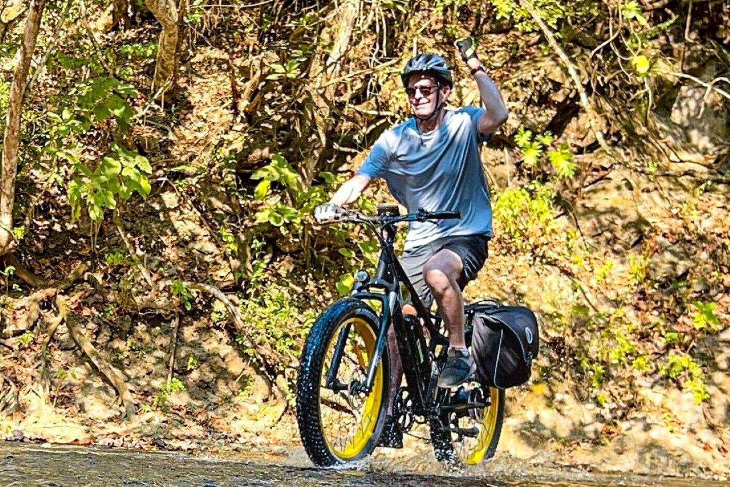 Puerto Vallarta: Mountains Exploration on Electric Bikes