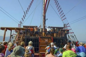 Puerto Vallarta: Pirate Ship Day Cruise