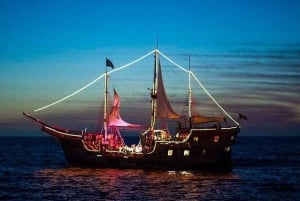 Puerto Vallarta: Pirate Ship Night Cruise with Dinner