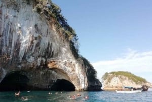 Puerto Vallarta: Snorkel Adventure at Los Arcos