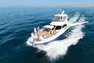 Puerto Vallarta: Sunset Cruise Aboard a Private Yacht