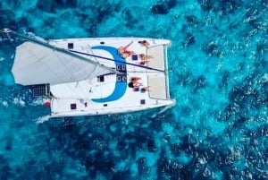 Riviera Maya: Full Day Private Catamaran to Isla Mujeres