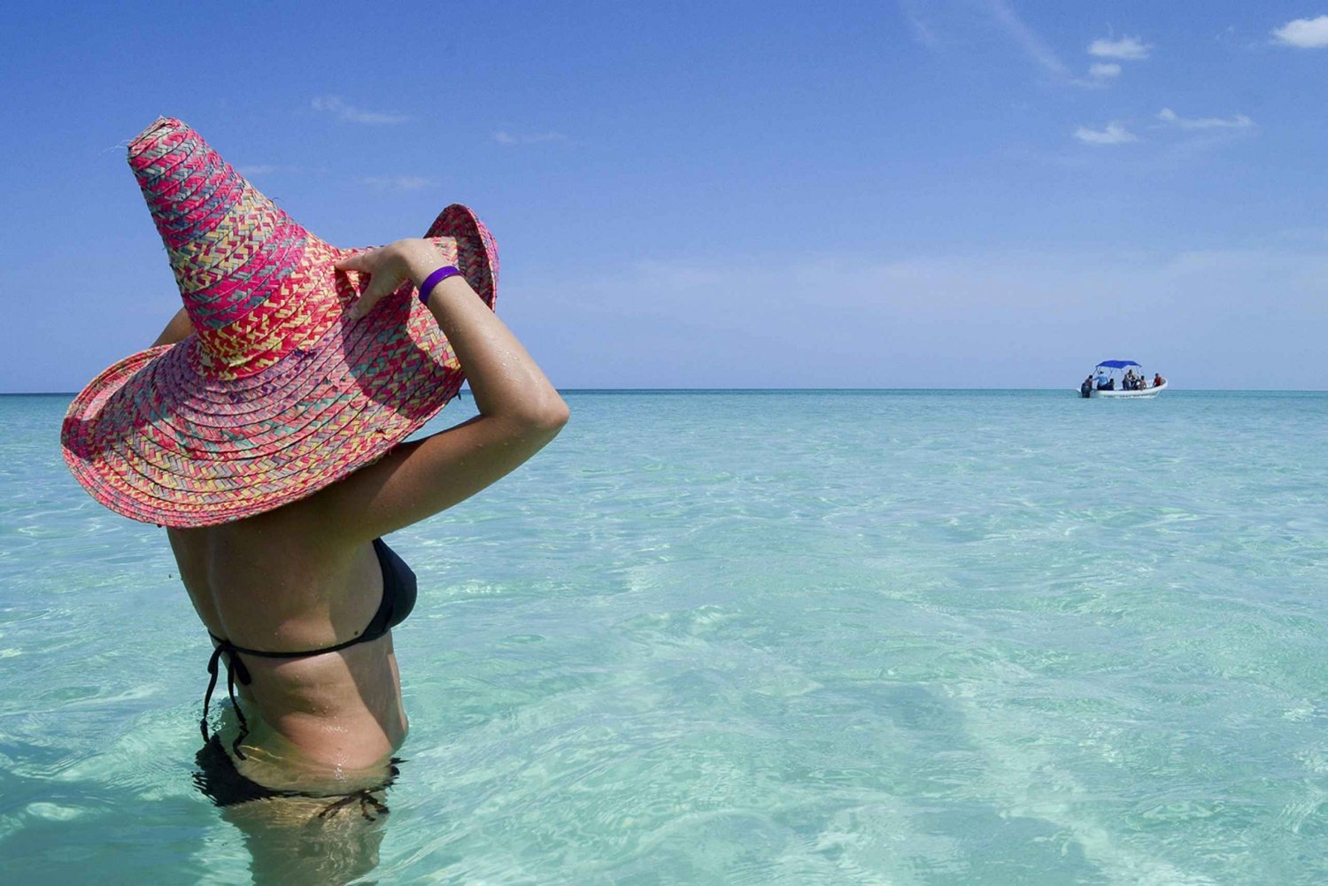 Riviera Maya: Holbox Island Full-Day Trip with Lunch
