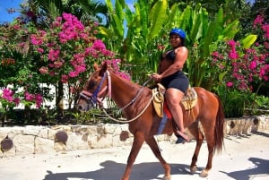 Riviera Maya: Paseo a Caballo, Tirolina y Aventura en quad