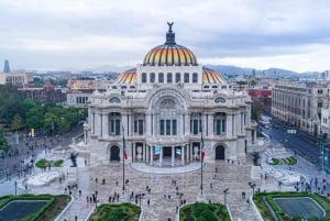 Romantic Walking Tour in Mexico City