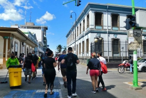 San José: Tour gastronómico y cultural nocturno con cena